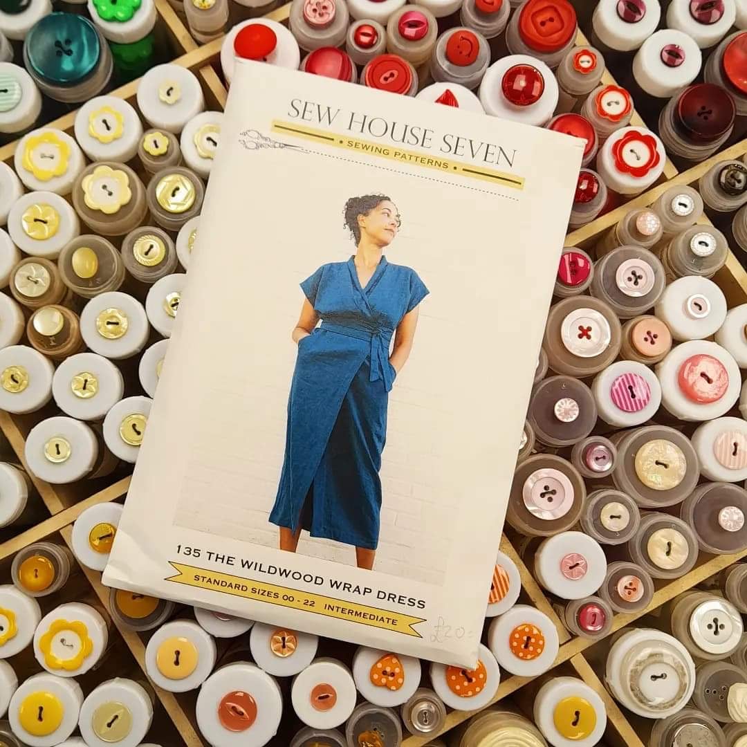 Sewing pattern for wraparound dress